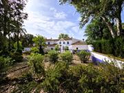 Casa en venta en Villanueva de Tapia. Masía en Salinas...