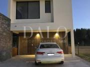 Casa 5 Ambientes en Venta en Villanueva, Tigre, G.B.A....
