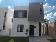 Casa en venta en Villas Centenario, Torreón, Coahuila de...