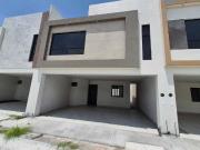 CASA EN VENTA EN VILLAS COLONIALES APODACA