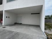 CASA EN VENTA EN VILLAS COLONIALES EN APODACA