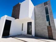 Casa en venta en Villas de La Cantera 1a Sección,...