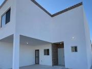 Casa en Venta en Villas de las Perlas, Moderna y Funcional