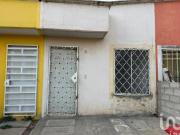 Casa en Venta en Villas de San Martín, Chalco, Estado de...