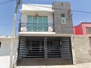 Casa en Venta en Villas de Santiago, Querétaro Amplia y...