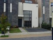 CASA EN VENTA EN VILLAS DEL CAMPO