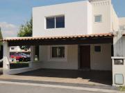 CASA EN VENTA EN VILLAS DEL CASTAÑO, METEPEC CON AMPLIACIÓN