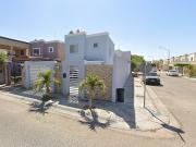 CASA EN VENTA EN VILLAS DEL ENCANTO LA PAZ BAJA...