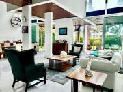 CASA EN VENTA EN VILLAS DEL MESON JURIQUILLA, COLINDA A...