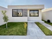 Casa en VENTA en Villas del Pedregal una sola planta