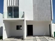 Casa en Venta en Villas del Renacimiento, Torreón,...