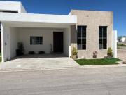 Casa en venta en Villas del Renacimiento, Torreón,...