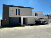 Casa en venta en Villas del Renacimiento, Torreón,...