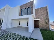 Casa en venta en Villas del Renacimiento, Torreón,...