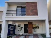 Casa en venta en Villas del Renacimiento, Torreón,...