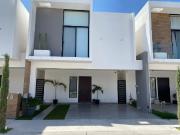 Casa en Venta en Villas del Renacimiento, Torreón,...