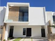 Casa en venta en Villas del Renacimiento, Torreón,...