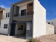 Casa en venta en Villas del Renacimiento, Torreón,...