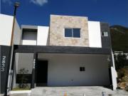 Casa en venta en Villas la Rioja, Monterrey, Nuevo León