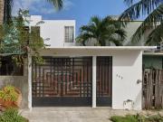 CASA EN VENTA EN VILLAS RIVERA, PLAYA DEL CARMEN,...