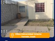 Casa en venta en Villas Universidad Oriente, Torreón,...