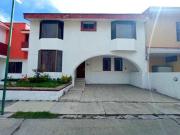 CASA EN VENTA EN VIRREYES EN ZAPOPAN