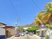 CASA EN VENTA EN VISTA ALEGRE, ACAPULCO – 4 RECÁMARAS Y...