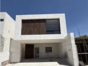 Casa en Venta en Vista Hermosa, Saltillo, Coahuila