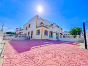 Casa en venta en Vistabella, Alicante