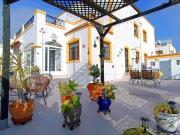 Casa en venta en Vistabella, Alicante