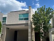 CASA EN VENTA EN VISTANCIA 2do SEC, ZONA SUR CARRETERA...