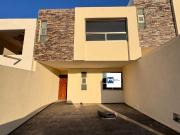 CASA EN VENTA EN VISTA SAN RUBEN HAB. EN PLANTA BAJA