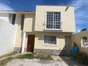 CASA EN VENTA EN VIÑEDOS