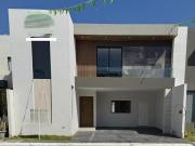 CASA EN VENTA EN VIÑEDOS TORREON COAHUILA