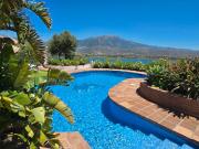 Casa en venta en Viñuela. Casas.