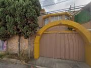 Casa en venta en Xochimilco Remate