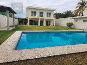 casa en venta en Xochitepec con Jardín