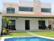 Casa en venta en Xochitepec,Morelos a 15 minutos de...