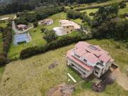 casa en venta en yerbabuena. Cod V4336
