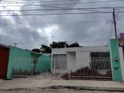 Casa en venta en Yucalpetén, 2 cuadras avenida, viendo a...