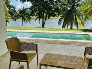 Casa en Venta en Yucatán Country Club, con vista al lago...