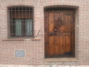 Casa en venta en Yuncler. V2724 CASA DE PUEBLO DE DOS...