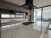 Casa en Venta en Zanda Residencial León Guanajuato Zona...