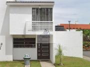 CASA EN VENTA EN ZAPOPAN JALISCO FRACC rierra...