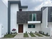 Casa en venta en Zerezotla, San Pedro Cholula, Puebla