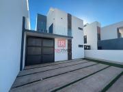 CASA EN VENTA EN ZEUS RESIDENCIAL. SAN CARLOS, SONORA