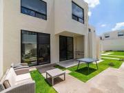 CASA EN VENTA EN ZIBATÁ CON ACABADOS PREMIUM Y RECAMARA...