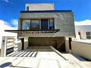 Casa en venta en Zibatá, Querétaro