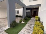 CASA EN VENTA EN ZONA CALICANTOS