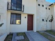 CASA EN VENTA, EN ZONA CENTRO SUR, QUERETARO